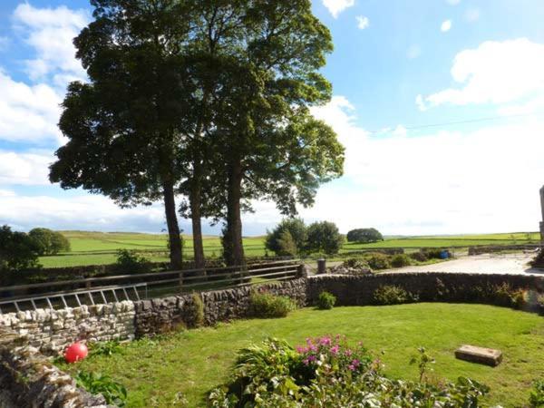 Bank Top Earl Sterndale 外观 照片